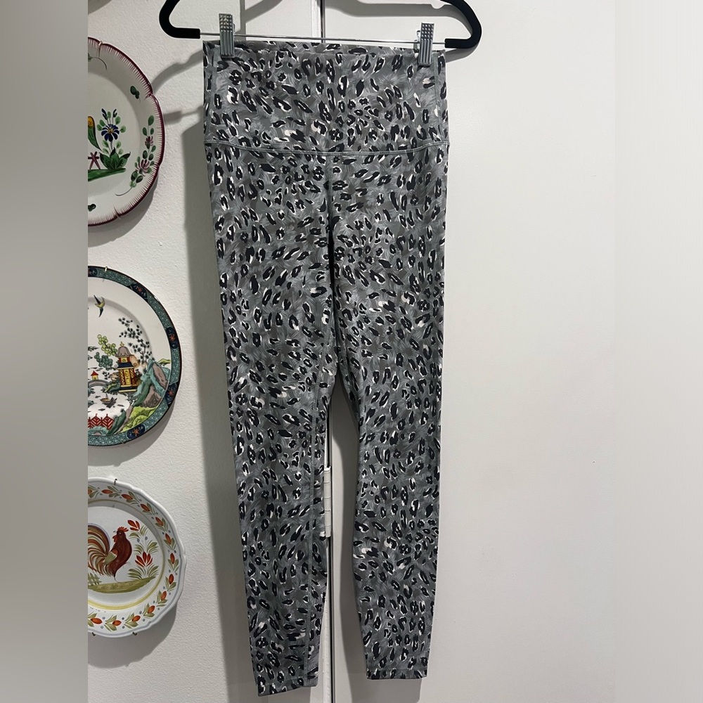 NEW Varley Let’s Move Animal Print Grey Leggings Small Full Length